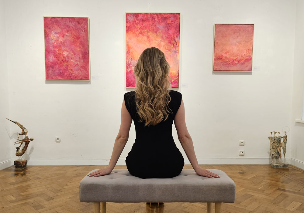 Devochkin Art — abstract paintings in a gallery